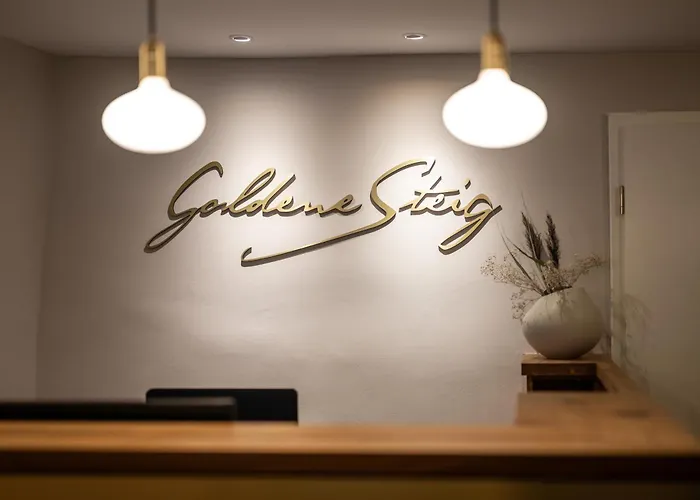 Goldene Steig فندق 3*