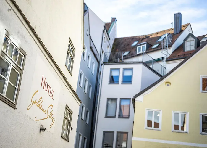 Otel Goldene Steig 3*